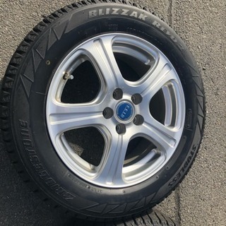 BRIDGESTONE スタッドレス 185/65R 15インチ...