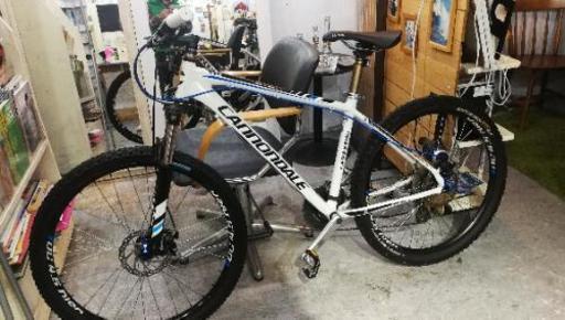 キャノンデール　TRAIL SIX
