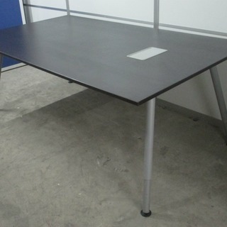 【無料・2名で引取希望】IKEAの会議用テーブルGALANT。作...