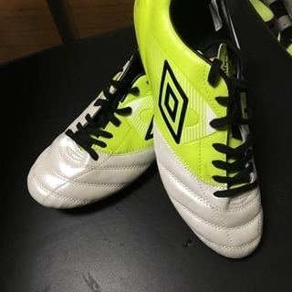 美品 umbro  スパイク 27.5 アンブロ スパイク サッカー