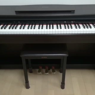 ヤマハ電子ピアノYDP-121