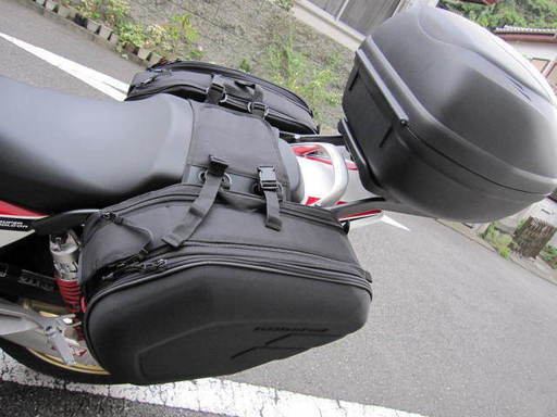 ホンダ　CB400SB　２０１１年限定カラー　距離極少☆装備多☆車庫保管☆転倒無 ホンダ CB400SB 2011年限定カラー 距離極少☆装備多☆車庫保管☆転倒