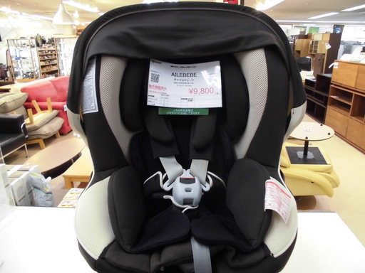 1ヶ月保証付き！メンテナンス済み！AILEBEBE（エールべべ）のクルット　チャイルドシートです！