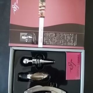 【値下げ】ダンヒルのメンズスーツ、デュポンのカフスとベルトのバックル、田崎真也のワインツールセット