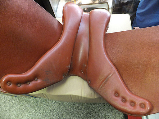 ☆SIE equestrian☆Paris Tack☆障害鞍 乗馬 鞍 17.5W - institutoates