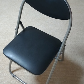 折畳み椅子６脚セット（中古）