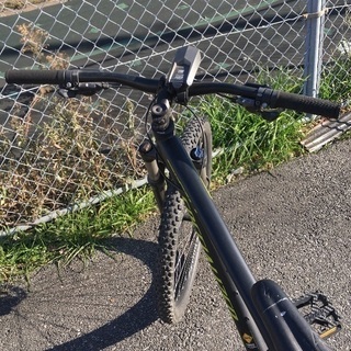 配達あり マウンテンバイク specialized ブラック