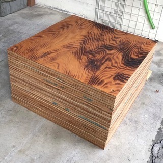 大量の板材 加工済み 建材・資材・木板・DIY