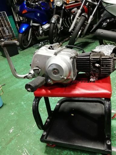 スーパーカブ エンジン AA01型
