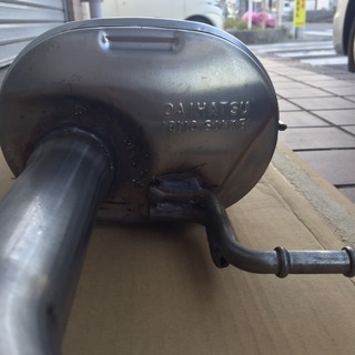 値下げ‼　トヨタ　ルーミー　roomy 純正マフラー　新車外し