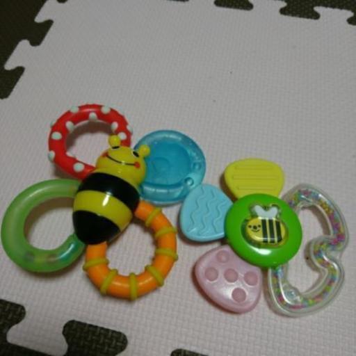 振ると音が鳴るオモチャ 5つ Nonnon 大森の子供用品の中古あげます 譲ります ジモティーで不用品の処分 振ると音が鳴るオモチャ 5つ Nonnon 大森の子供用品の中古あげます 譲ります ジモティーで不用品の処分