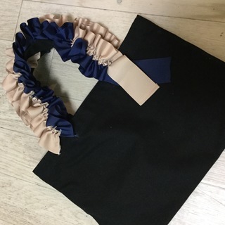 可愛いフリルバックを作りませんか?
