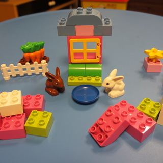 LEGO  デュプロ 基本セット ピンクのコンテナ 4623　中...