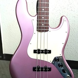 スクワイア・ジャズベース☆(3mケーブル／Sケース付き) Squier 