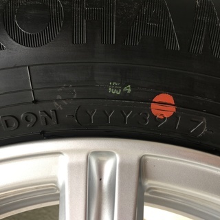 【値下げしました】　取り付けサービス！すぐに使える！プリウス用スタッドレス（YOKOHAMA ice GUARD iG60）+アルミホイール　4本【ほぼ新品2017.9】195/65 R15 IN45 5穴 PCD100