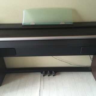 電子ピアノ　CASIO PX700