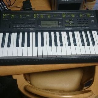 ★ジャンク品★CASIO CTK-2200 高機能キーボード 