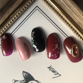 ❶月Nail💅成人式にもオススメ🌹¥5400‼️沖縄市隠れ家サロン💅 - 美容