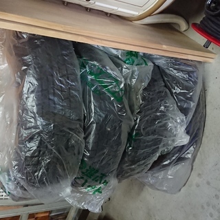 ラクティス NSP120 スバル トレジア pcd100 5穴 超バリ山スタッドレス トレッドイボ付き