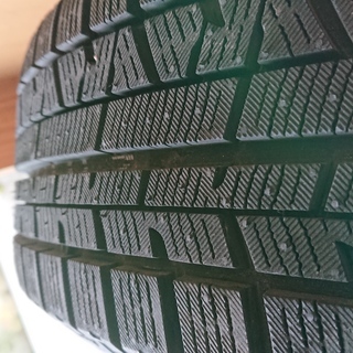 ラクティス NSP120 スバル トレジア pcd100 5穴 超バリ山スタッドレス トレッドイボ付き