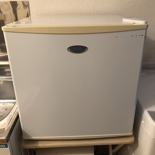 45L小型冷蔵庫　TECO LR0510W　サイコロ型冷蔵庫　※...
