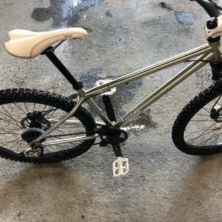 スパイクタイヤ マウンテンバイク(自転車)の中古が安い！激安で  