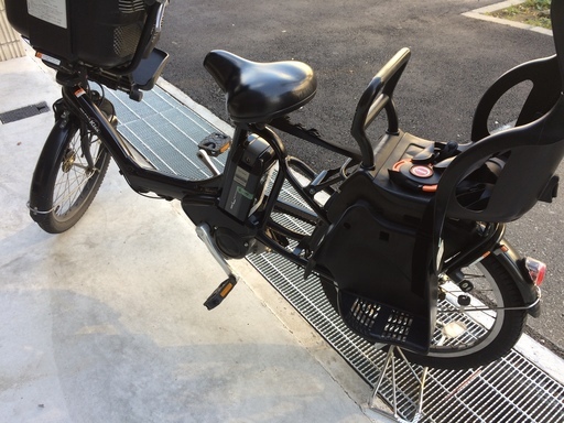 地域限定 ヤマハ キッスミニ 三人乗り 新基準 20インチ 子供乗せ 黒