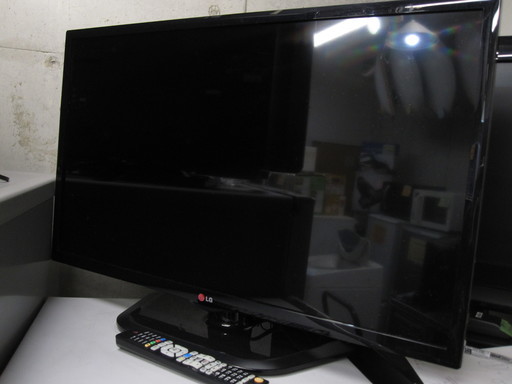 新生活！17280円 LG 32V型 LED 液晶 テレビ Smart TV 32LN570B 2013年製 リモコン付