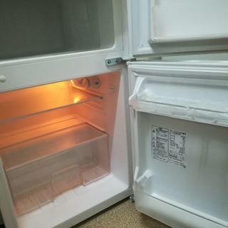 冷蔵庫　2016年製造