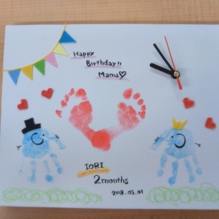 ２月１２日三鷹　赤ちゃんとママのための手形ぺったんアート時計づくり