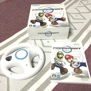 【受付中】Wiiソフト マリオカート ＆ ハンドル 2個セット