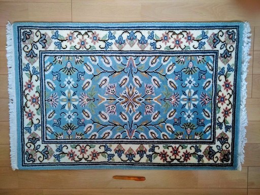 ★★美品!!トルコ旅行のお土産・96㎝×64㎝のペルシャ絨毯・玄関マットに★★
