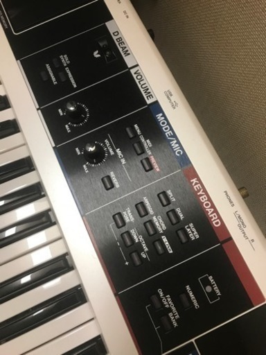 ほぼ未使用新品☆ Roland JUNO-Di ホワイト | www.caspae.pt