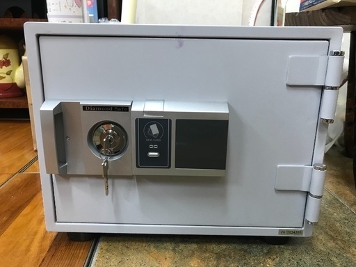 カードキー 金庫