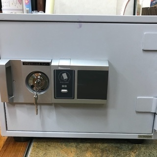 カードキー 金庫