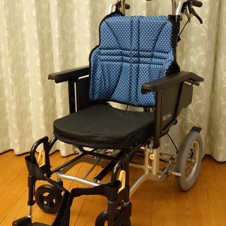 【ほぼ未使用】ティルト＆リクライニング 車椅子 ウルトラ NAH...