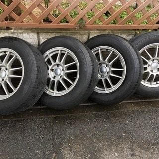 ENKEI リバッツア 16インチ タイヤ215/65r16