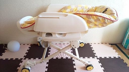 専用☆プーさんハイローチェア アップリカ ハイローベッド＆チェア プーさん ハイローチェア