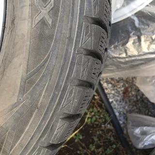 美品☆スタットレスタイヤ！！早いもの勝ち！