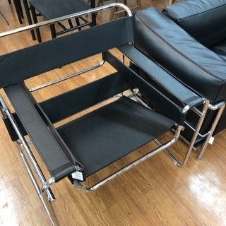 knoll ワシリーチェア ポリッシュドクローム 2つございます！