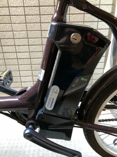 チャイルドシート、ヘルメット付き電動アシスト自転車 チャイルドシート、ヘルメット付き電動アシスト自転車