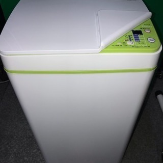 【仙台市内配達無料】かわいい全自動洗濯機 洗濯容量3.3kg
