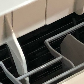 美品!!シャープ エアコン◇主に6畳用◇お掃除機能付き◇高濃度プラズマクラスター25000搭載◇16年製◇AY-F22E★