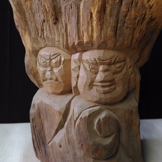 木製・円空仏立像。高さ／15cm。【材質・イチイの木／木彫り　縁起物】。 木製・円空仏立像。高さ／15cm。【材質・イチイの木／木彫り