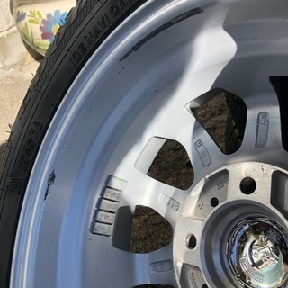 新品未使用アルミホイール付きスタッドレスタイヤ