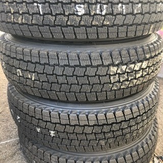 新品未使用アルミホイール付きスタッドレスタイヤ