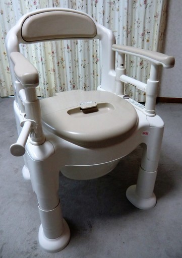 中古【安寿】介護用ポータブルトイレ