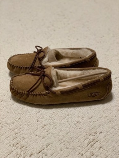 UGG モカシン