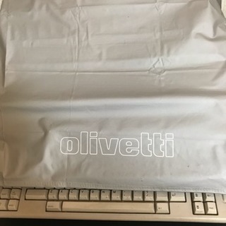 オリベッティ olivetti タイプライター