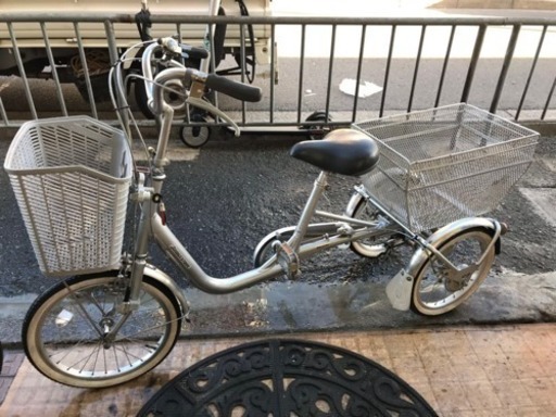 ブリヂストン 三輪ワゴン車